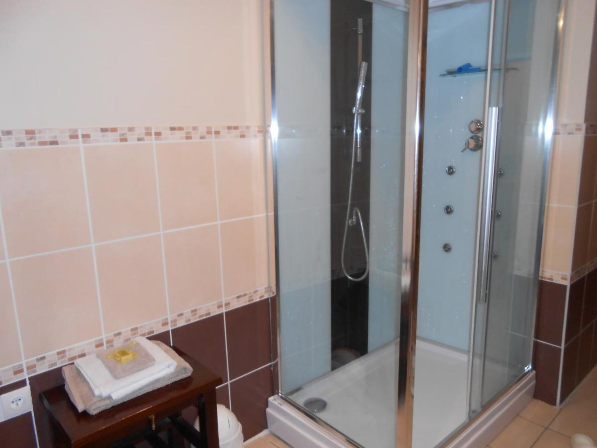La Dame Blanche Bed and Breakfast Saint-Maurice-dʼIbie Εξωτερικό φωτογραφία