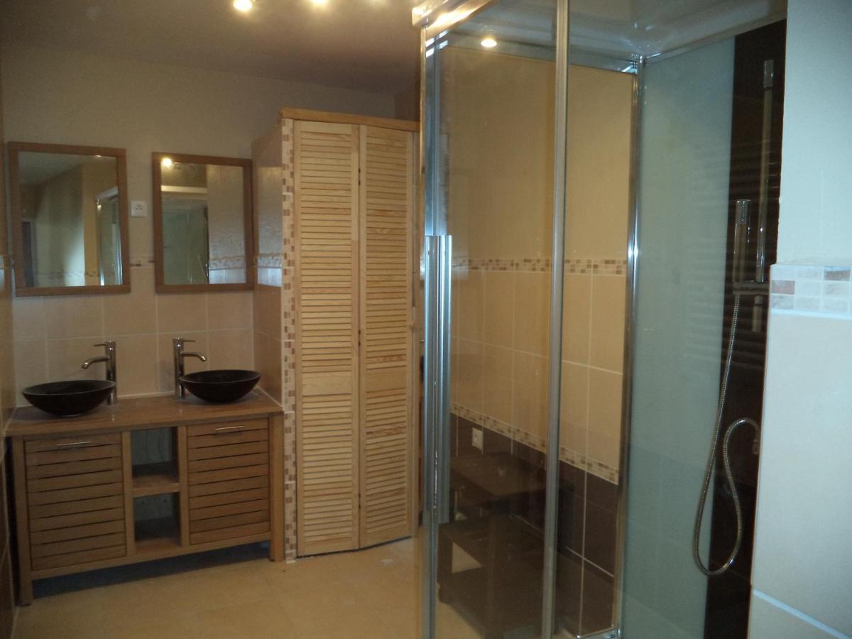 La Dame Blanche Bed and Breakfast Saint-Maurice-dʼIbie Εξωτερικό φωτογραφία