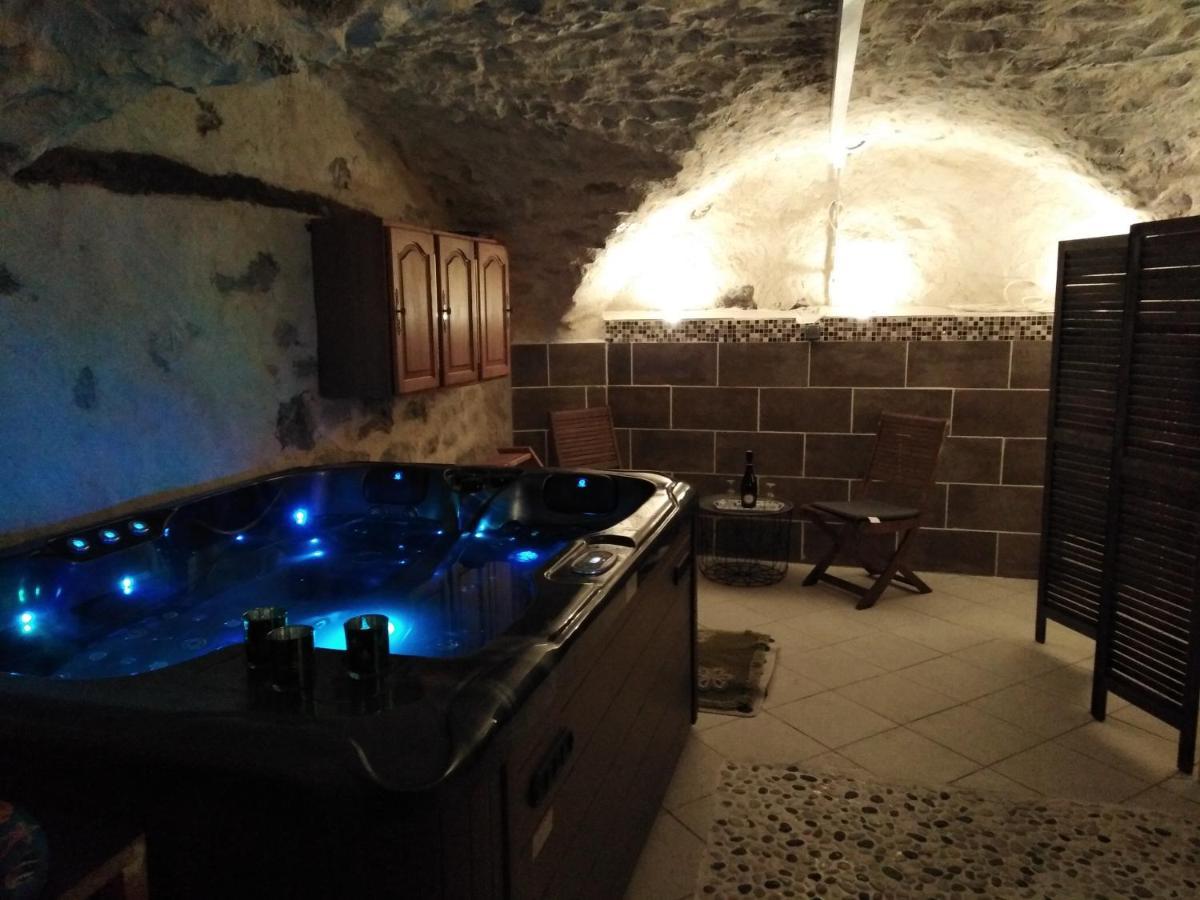 La Dame Blanche Bed and Breakfast Saint-Maurice-dʼIbie Εξωτερικό φωτογραφία