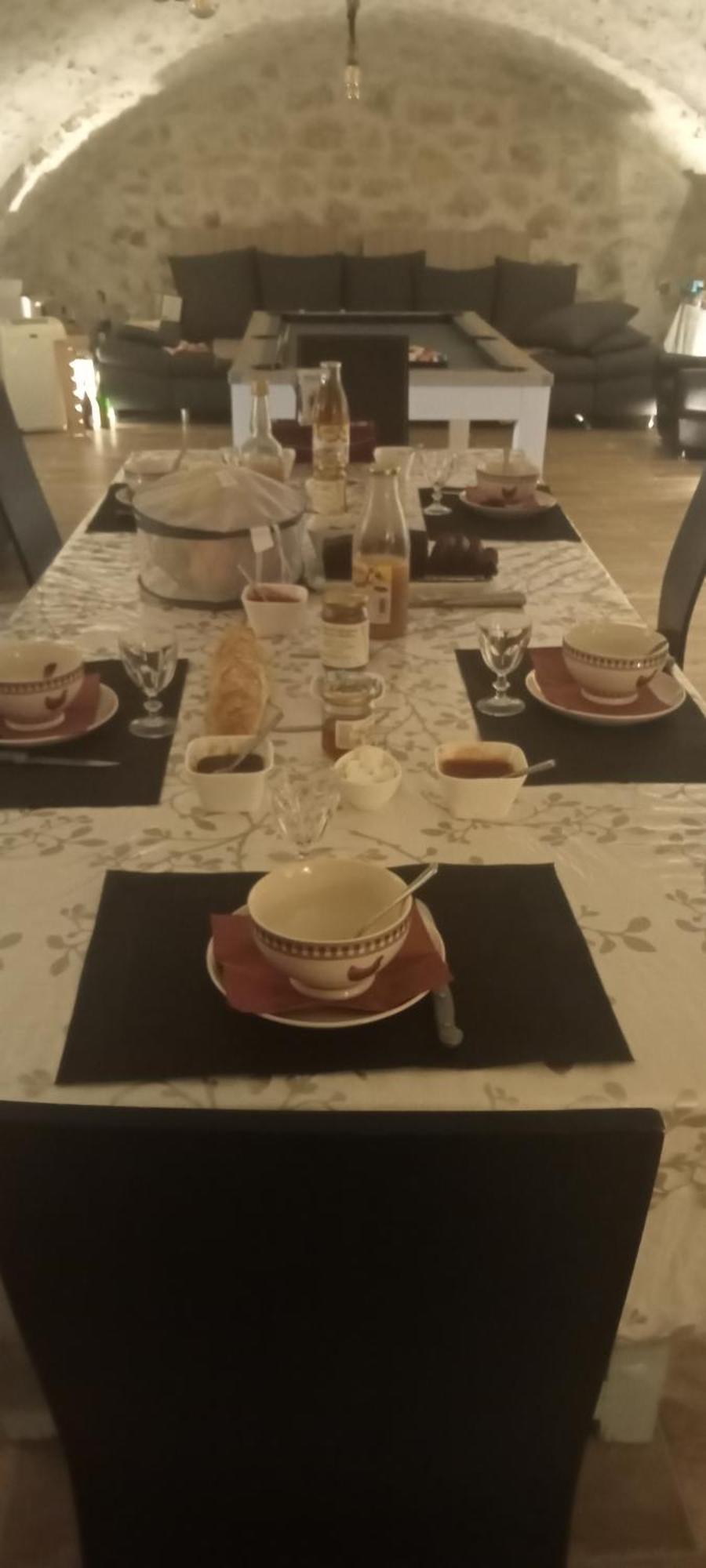La Dame Blanche Bed and Breakfast Saint-Maurice-dʼIbie Εξωτερικό φωτογραφία