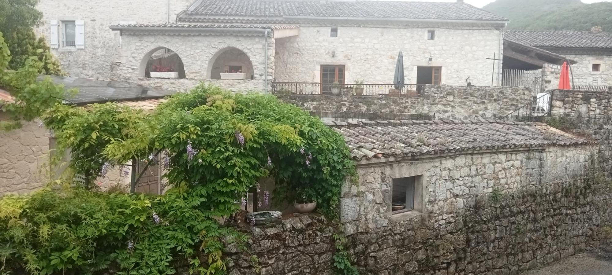 La Dame Blanche Bed and Breakfast Saint-Maurice-dʼIbie Εξωτερικό φωτογραφία